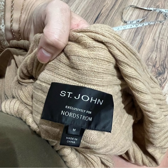 St. John Ribbed Knit Cashmere Cardigan Sweater Camel - Picture 7 of 9